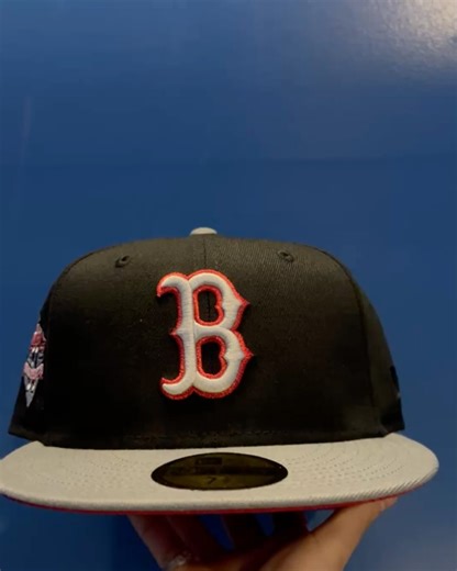 The Coliseum Sports on Instagram: "EXCLUSIVE DROP 🧢 This exclusive MLB hat collection is only available at Coliseum Sports and coliseumsports.com—you won’t find these anywhere else. Featuring timeless franchises: Chicago White Sox • Pittsburgh Pirates • New York Yankees • Los Angeles Dodgers • Boston Red Sox • San Diego Padres • San Francisco Giants • Oakland Athletics • Atlanta Braves Blacked-out bases, sharp contrast stitching, and a premium feel made for collectors, fans, and everyday wear. 