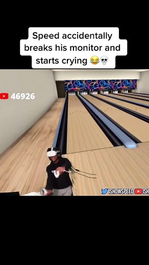 IShowSpeed Accidentally Breaks Monitor During Stream