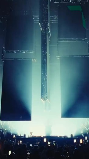 London 🇬🇧 I’m taking over O2 Academy Brixton on January 24th. Pre-sale October 10th at 10am. Sign up to join me. | Lost Frequencies