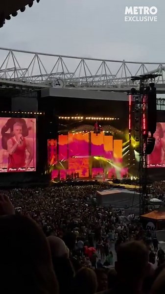 Five reunite on stage for first time in 25 years