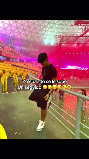 Understanding Social Media Follower Behavior