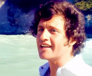1.1M views · 32K reactions | Joe Dassin - L'été indien | Sαmιά ‘ | Facebook