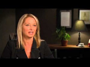 Katherine LaNasa 'The Campaign' Interview! [HD]