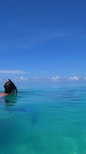 Like a big swimming pool 🙌🌊 | Em Lethlean