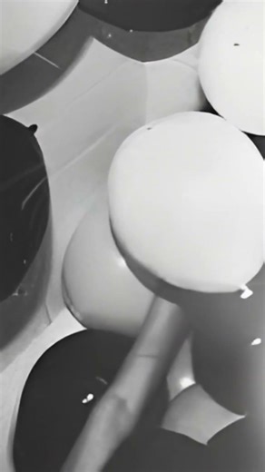 Behind The Songs - The Weeknd/Glass Table Girls(Audio Remastered)🎶