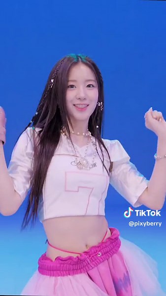 Blush Woo!ah Kpop Dance Performance Video