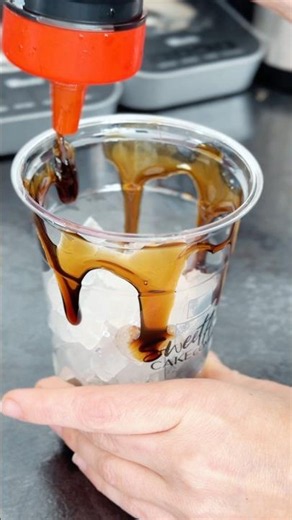 Watch me make a white tiger milk tea