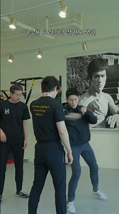 J.K.D is simple. but don't believe simple.