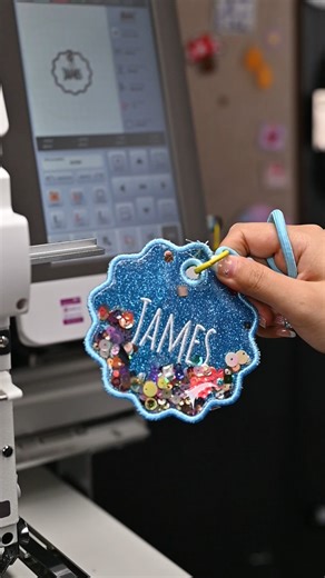 What’s your name? If it’s JAMES, this video was made just for you 🎁 If you love crafts or making surprise gifts, you’ll fall in love with this little keychain! I made it using the BAi embroidery machine and captured the whole process—from design to finished product ✨ Want to start your own embroidery business or learn more about the machine? Click here: https://shop.100horse.com/details/THEMIRROR?invitation_code=0000FZ4003 #baiembroiderymachine #machineembroidery #diycrafts #handmadegifts #embr