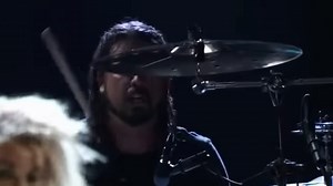 Nirvana - “Lithium.”(Featuring Annie Clark) Also Known As St. Vincent, joined surviving members Dave Grohl, Krist Novoselic for their first performance of “Lithium" since Kurt Cobain’s death in 1994. Rock and Roll Hall of Fame 2014 #Nirvana #rocnroljunkie #RockandRollHallofFame | rocnroljunkie