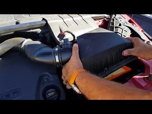 Range Rover Evoque TD4 air filter change