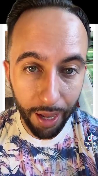 Bid Smart, Win Big! 🏆 Did you know? Expert bidders carefully assess items before placing their bids. Sharpen your skills and learn from the pros. Share your best bidding tips in the comments below! https://ow.ly/5I6G50PGBIH | StorageTreasures