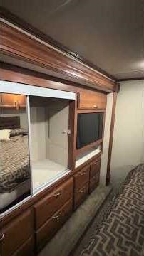 2016 Dynamax Force 37BH