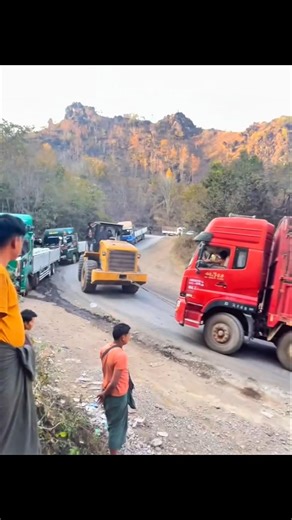 Heavy Duty! Giant Loader Pulling & Pushing a Truck on Steep Hill Road #loader #2026 #car #automobile