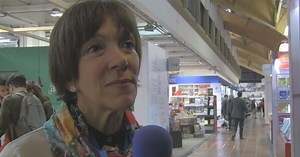 FILBo: Menena Cottin, una escritora que explora los sentidos a través de sus libros