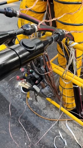 43K views · 164 reactions | 1/0 is the easiest to work with Credits thelinehand #highvoltage #powerlines #journeymanlineman #lineman #underground | LineCrate | Facebook