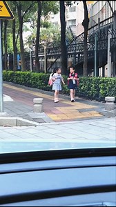 6.6K views · 75 reactions | If no one saw it, the dropped ice cream is still good  #Twins #IceCream #Hilarious #DailyLife | Xiao Chen | Facebook