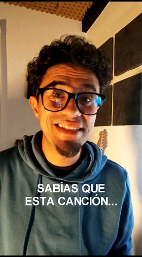 Tavo Arraya 🔵 on Instagram: "Quien dejó salir a los perros? 😁 #wholetthedogsout #original #cover #story"