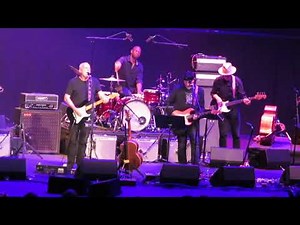 Richard Thompson - "Dimming of the Day"(with David Gilmour) 2019