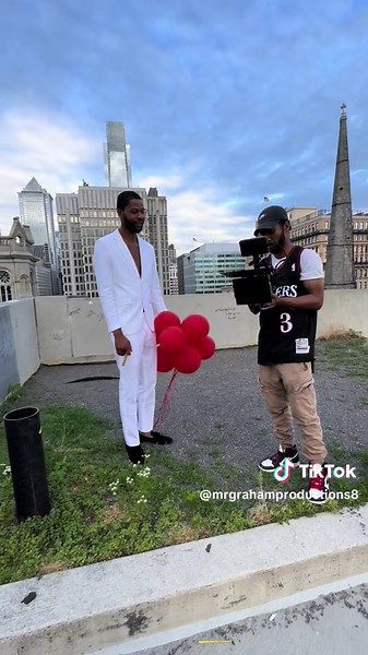 Behind the scenes of “Interlude” working with some talented people! Can’t wait for everyone to see! 🔥🔥💪🏾 Videographer: @gtmediafilms #philly #film #phillyfilmmakers #writer #videography #photography #phillyphotgraphy #phillywriters #penntreatyparkphilly