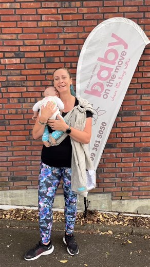 How to put on a ring sling 💕 Ring slings are a great choice for curious little ones who aren’t quite ready for a world-facing carrier. They let bubs take in everything around them while still keeping their head, neck and back well supported. #BabywearingTips #RingSling #BabySling @australasianbabywearingschool @kangatraining_nz | Baby On The Move