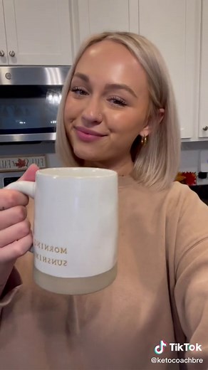 The best keto coffee with all the healthy fats! #ketocoachbre #ketocoach #ketocoffeerecipe #ketocoffeemomma #ketocoffee #Sing2gether