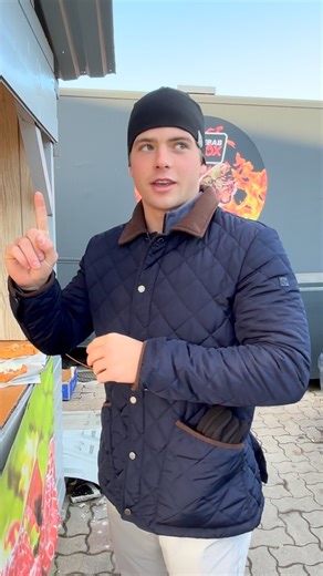 Ryan Kazella on Instagram: "First food review, starting with an ABSOLUTE BANGER Lángos. This was my first time trying it and to say it was delicious is an understatement. The Hungarian🇭🇺 cuisine is delectable. Lángos gets a 10/10 (And don’t give those out lightly) Also these are my boys💪 Brothers from another mother. #Lángos"