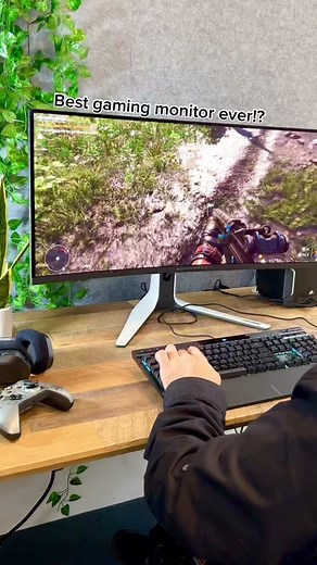 This is the new gaming monitor to beat #gaming #gamingmonitor #gamer #pcgaming #gamingsetup #pcsetup #alienware #review #techreview #techtok #tech