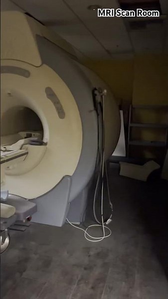 Exploring Abandoned MRI & CT Scan Machine #amazing #radiology #shorts #explore