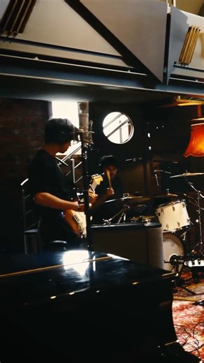 1.3K views · 49 reactions | We have something exclusive to share with our mailing list this Friday! Sign up now via the link in our bio to receive something special in your inbox  #livemusic #livesessions #dreampop #shoegaze #sadsongs #indieband | Bleach Lab | Facebook