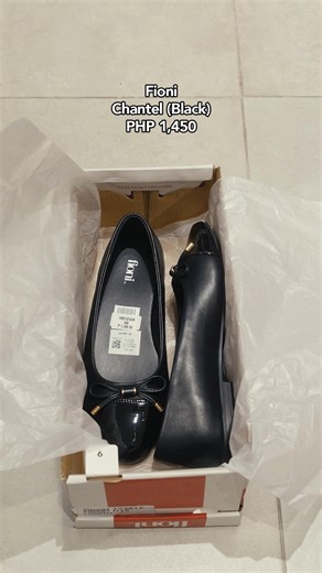 The best surprises come in Payless shoeboxes 😉 Shop the coolest styles in store and online now! | Payless ShoeSource PH