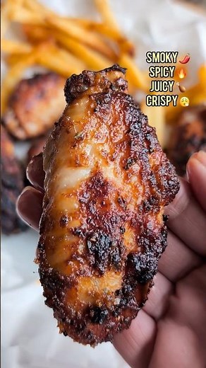 🔥 Juicy Air Fryer chicken Wings. #chickenwings #airfryerrecipes #airfryerwings #foodreels #spicy