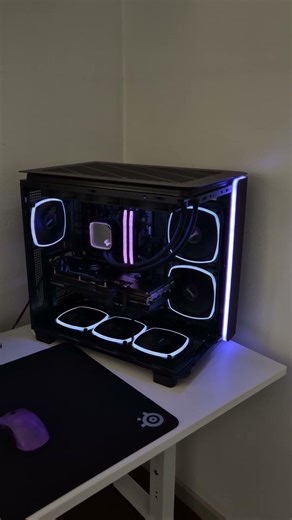 PC back on the desk #compsetup #tech #techtok #desksetup