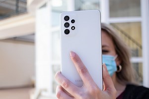 Samsung Galaxy A72, análisis: vine por el teleobjetivo y me quedé por la batería