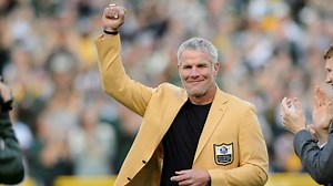Brett Favre Breaks Silence After Heated Altercation With Jets Mark Gastineau Over Michael Strahan: 'I'm Not His Enemy'