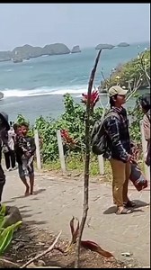 10K views · 174 reactions | Mischievous Mile: Walking on the Wild Side of Street Pranks ‍♀️ #MischievousMile #pranks #smilemore #laughter #funnyprank #comedy #streetstyle #Joker #funnyreels | Fake & Prank Tv | Facebook