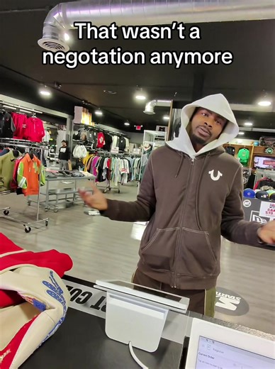 Funny Retail Moments: Hilarious Customer Interactions