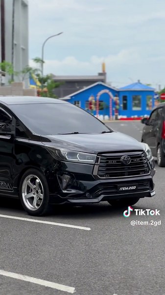 Exploring the Innovations of Innova Reborn | Mobil Kijang