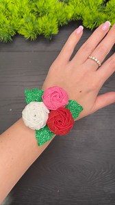 Easy Glitter Foam Roses 🌹 Simple DIY Flowers You Can Make at Home #diyflowers #glitterfoam #foamflowers #easycrafts #handmadeflowers | VIKI Studio DIY