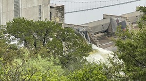 Floodgates reopen at Wirtz and Starcke Dams