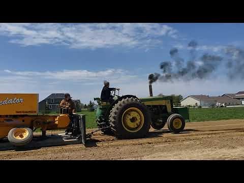 john deere 830 turbo pulling