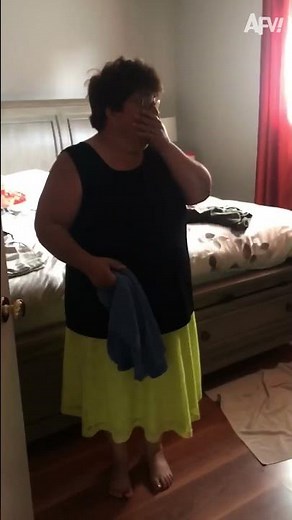 These screams are scarier than the pranks! 🤣