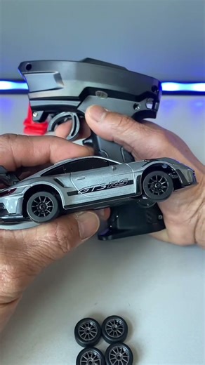 Hotfree 1/43 Mini RC Drift Car, 4WD Alloy Proportional Control Remote Control Car with Gyro