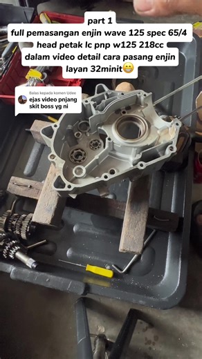 Expert Overhaul of W125 Engine Components