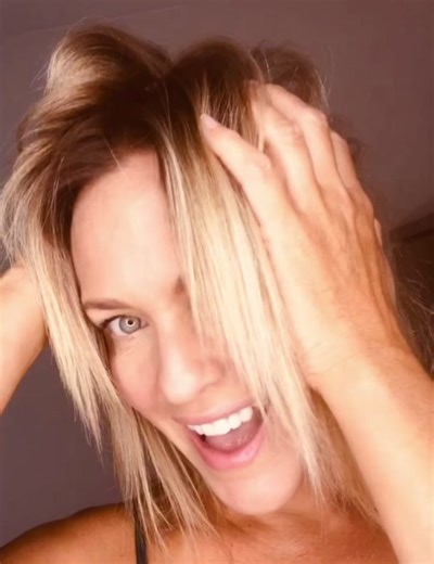 New Podcast Episode out today on Everything From A to Z! Also coming out this week is my incredible interview with Amelia Perrin from @freewildhorses (American Wild Horse Conservation) This is just the beginning! We will keep you up to date on what is happening with our American Wild Horses and how you can help! You can listen on @spotifypodcasts or @applepodcasts or ariannezucker.com #sportscardsinvest