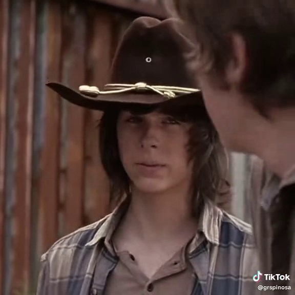 #carlgrimes remake of my first carls edit but I lowkey prefer the original @lyse