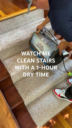 How to professionally clean stairs with CRB using VLM encapsulation #oxifresh #carpetcleaning #vlm
