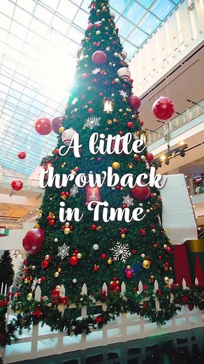 Celebrating with our Abu Dhabi Mall Family since the very beginning❤️🎄🎅🏻 Thank you for the beautiful memories, we cant wait to welcome you back 😍 Stay tuned! منذ البداية ونحن نحتفل معكم كعائلة واحدة في أبوظبي مول ❤️🎄 ذكرياتكم معنا لا تُقدّر بثمن… وننتظر عودتكم بحماس! | Abu Dhabi Mall