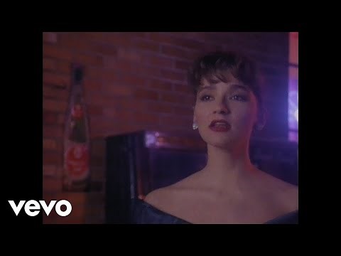 Matraca Berg - Baby, Walk On (Official Video)