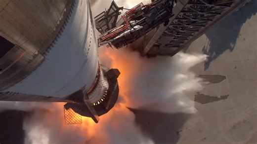 What happens when the world’s biggest rocket fails again